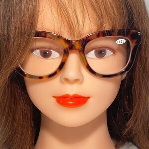1491 Mona Reading Glasses 1.25 Reading Glasses Tortoise Frames NWT